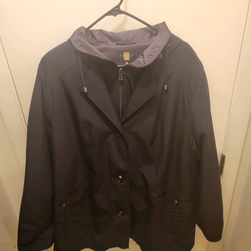 Gallery Woman Rain Jacket